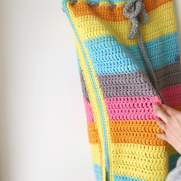 Redesigned multicolour striped crochet midi belted pencil skirt with side slit - Picture 10 of 11